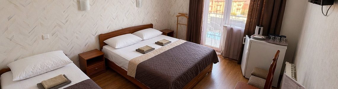 Номер класу "Напівлюкс" готелю "Вілла Жасмин" в Трускавці